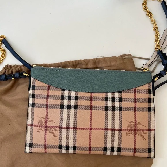 Auth Burberry Check Clutch with Gold Chain Auth Burberry Check Clutch with Gold Chain main image 3